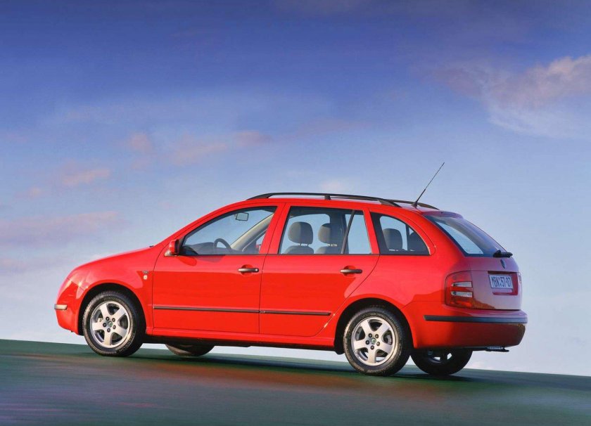 Шкода Фабия 2004 1.2