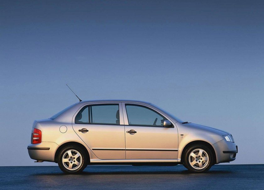 Шкода Фабия седан 2001