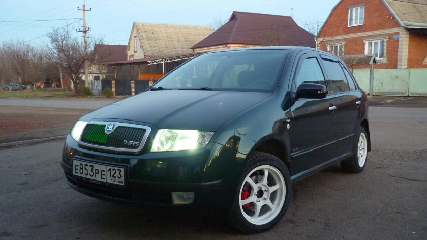 Шкода Фабия 2001