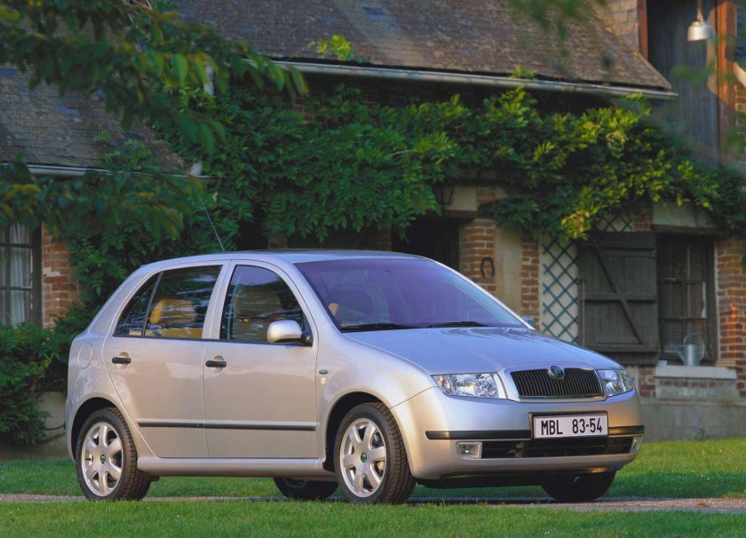 Шкода Фабия 1