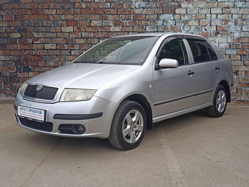 Шкода Фабия седан 2007
