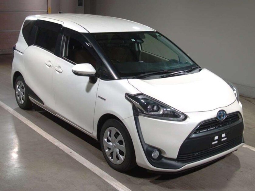 Тойота Сиента 2016 года