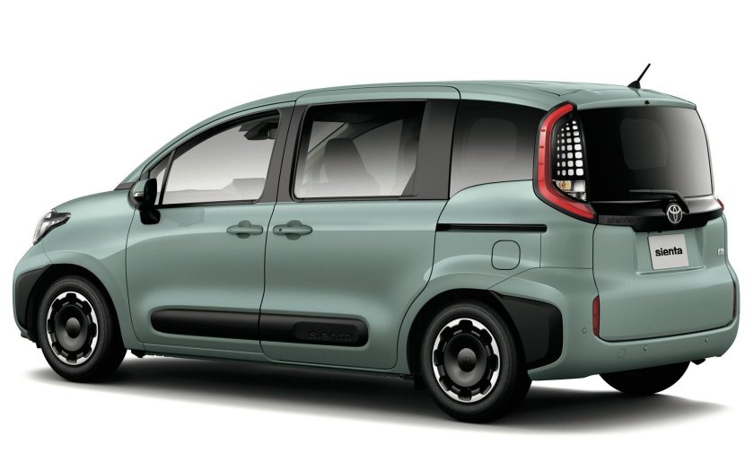 Тойота Сиента 2023