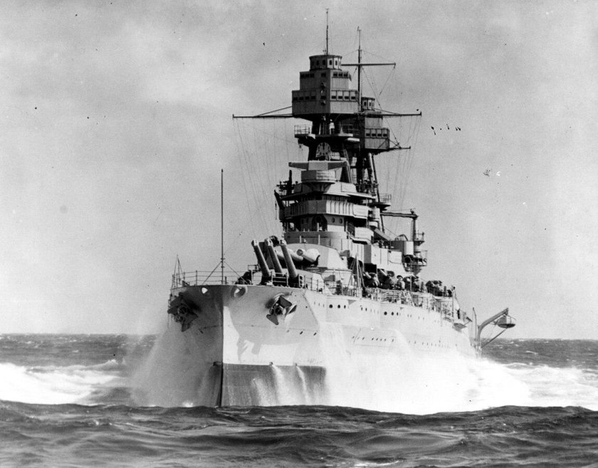Линкор USS Arizona