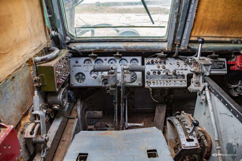 Бат 2 кабина