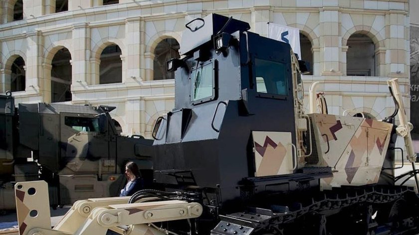 Боевой трактор м9