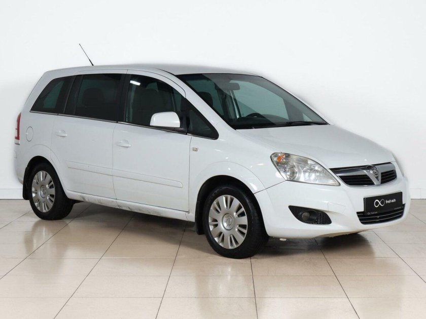 Опель Зафира белый