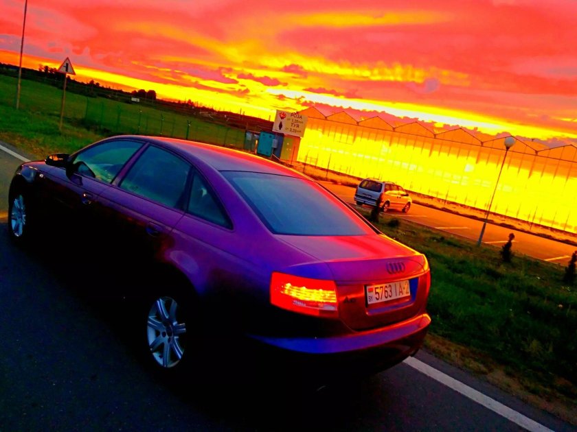Ауди а6 на закате