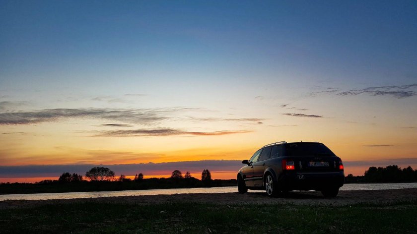 Audi закат