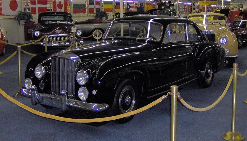 Bentley r-Type Continental 1954