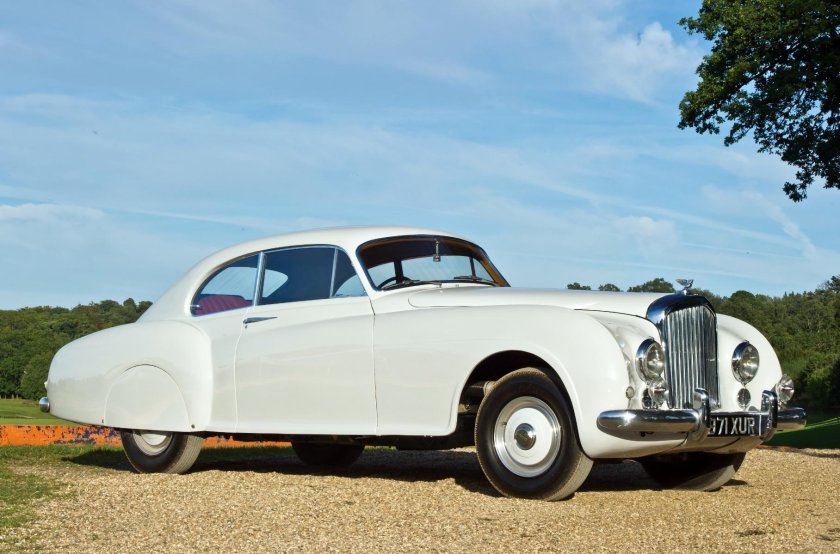 Bentley r-Type Continental 1952