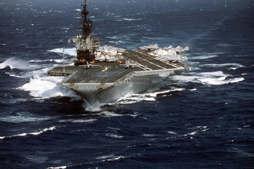 Авианосец uss midway