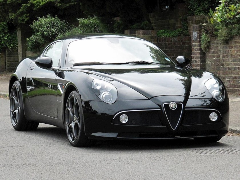 Alfa Romeo 8c