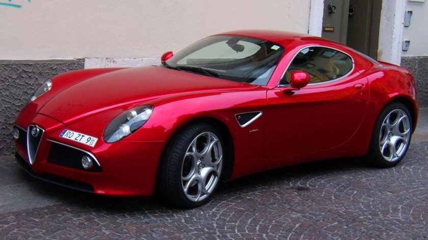 Alfa Romeo 8c