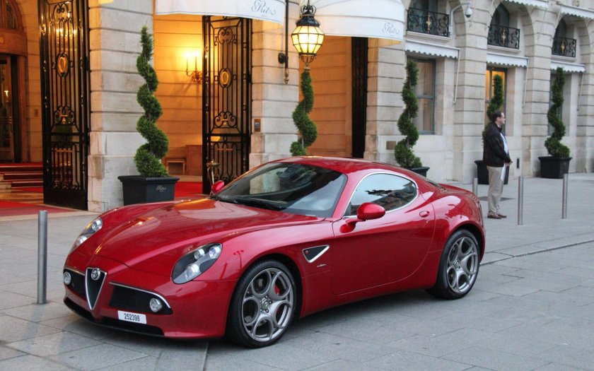 Alfa Romeo 8c
