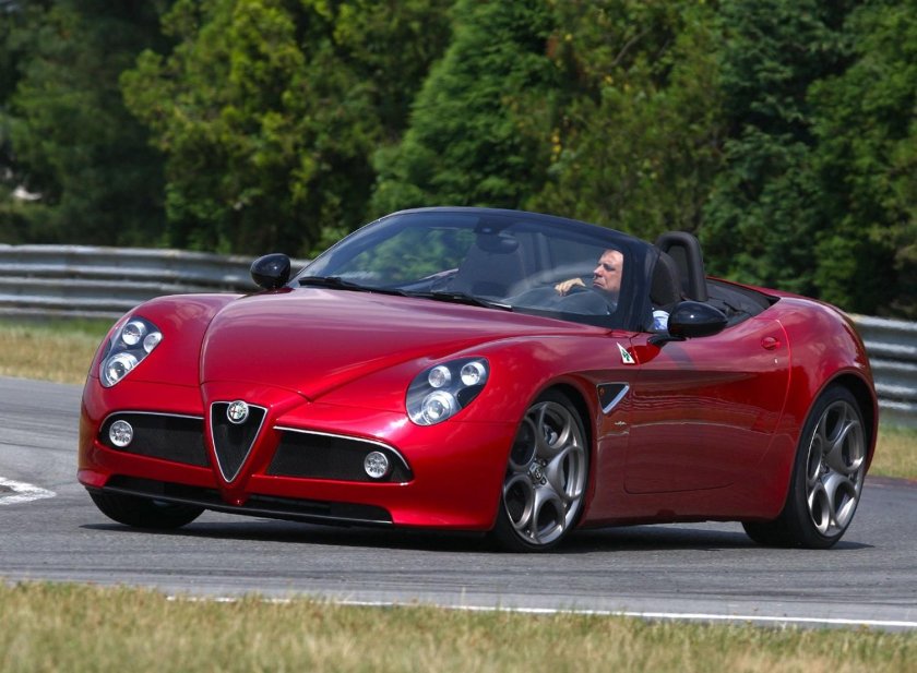 Alfa romeo 8c spider