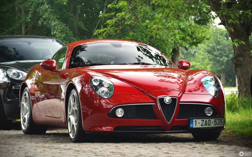 Alfa Romeo 8c