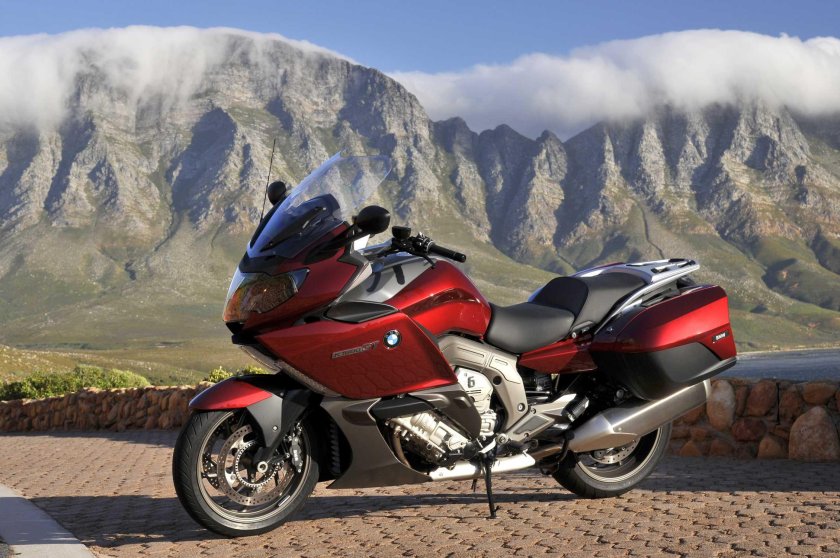 Мотоцикл БМВ 1600 gt