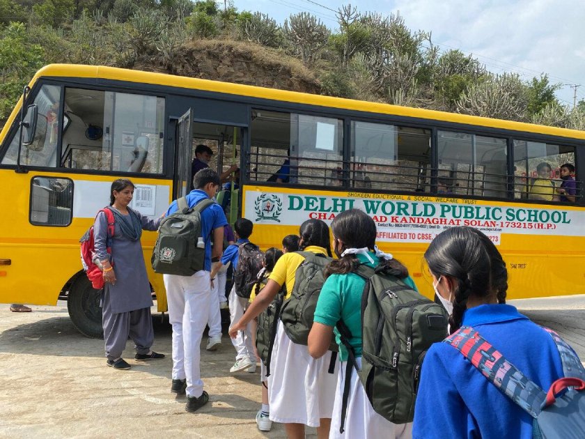 Школьный автобус индия