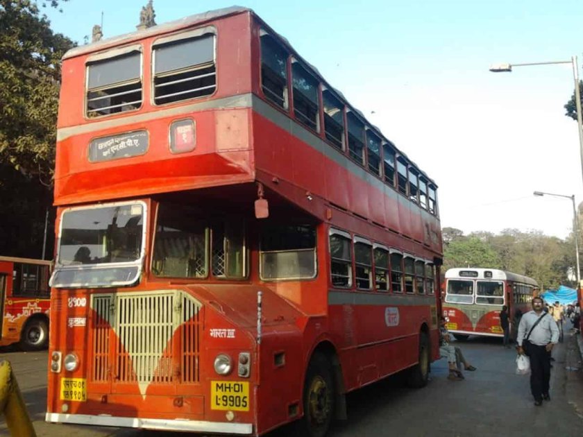 Двухэтажный автобус в Индии