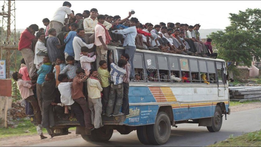 Переполненный автобус Индия