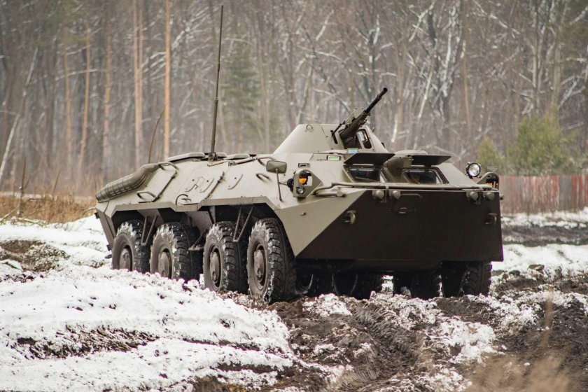 Бронетранспортер бтр 80