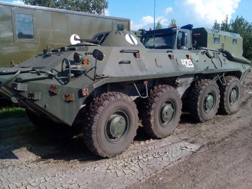 БТР-70 бронетранспортёр