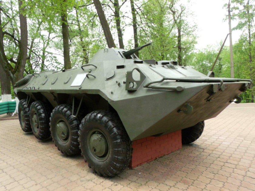 БТР-70 бронетранспортёр