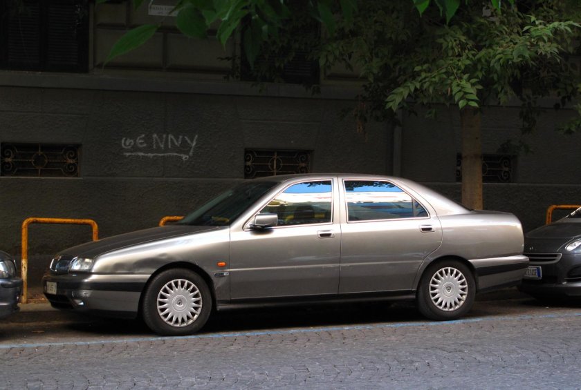 Lancia Kappa 2.0