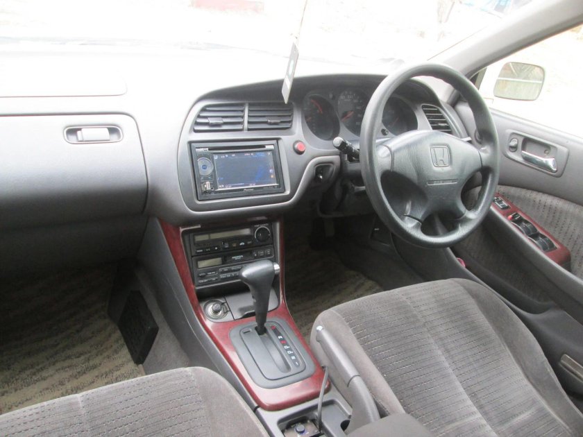 Honda Accord 6 салон