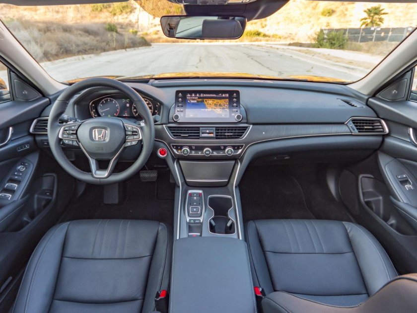 Honda Accord 2022 салон
