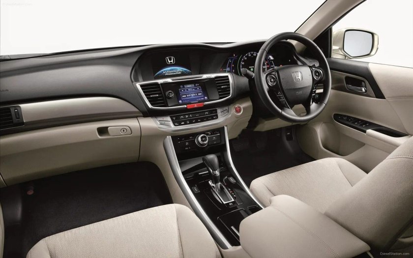 Honda Accord 2012 Hybrid