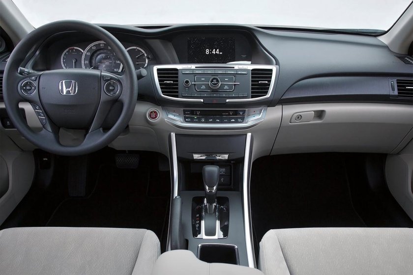 Honda Accord 9 салон