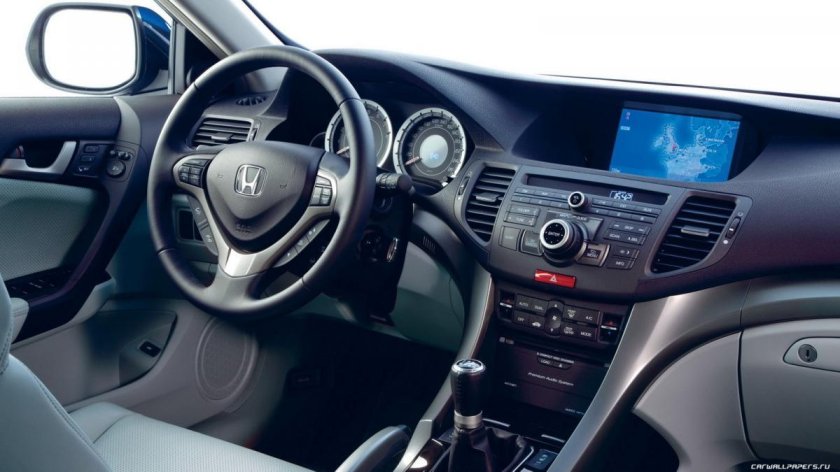 Honda Accord 8 салон