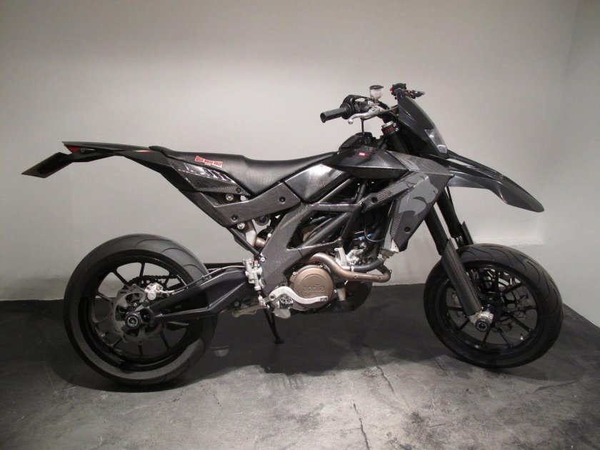 Априлия SXV 550