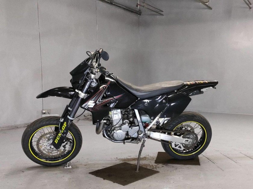 Мотоцикл suzuki