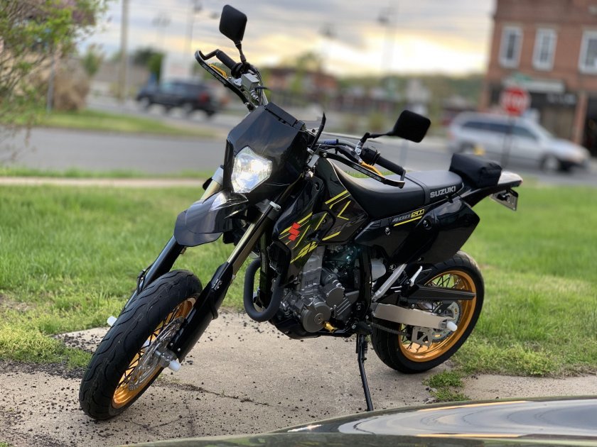 Suzuki drz400sm