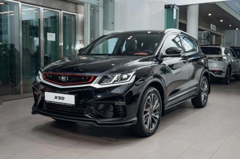 Geely coolray 2022 черный