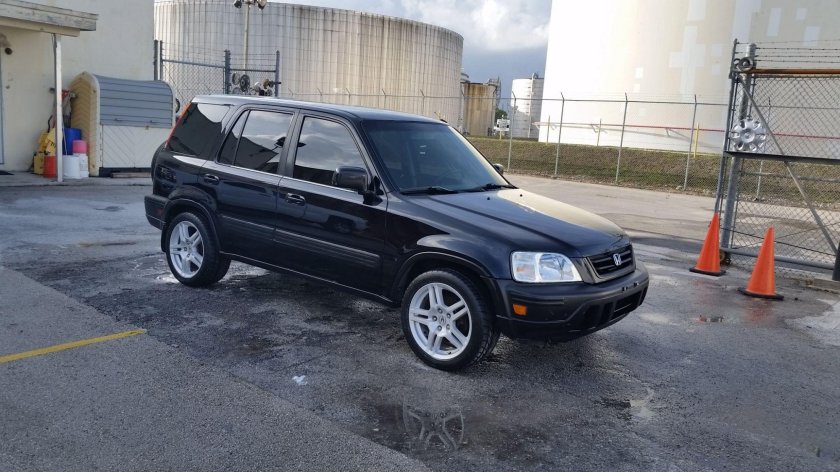 Honda CR-V 1 поколение