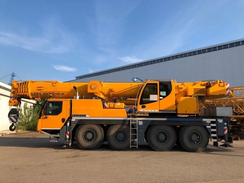 Liebherr ltm 1070-4.2