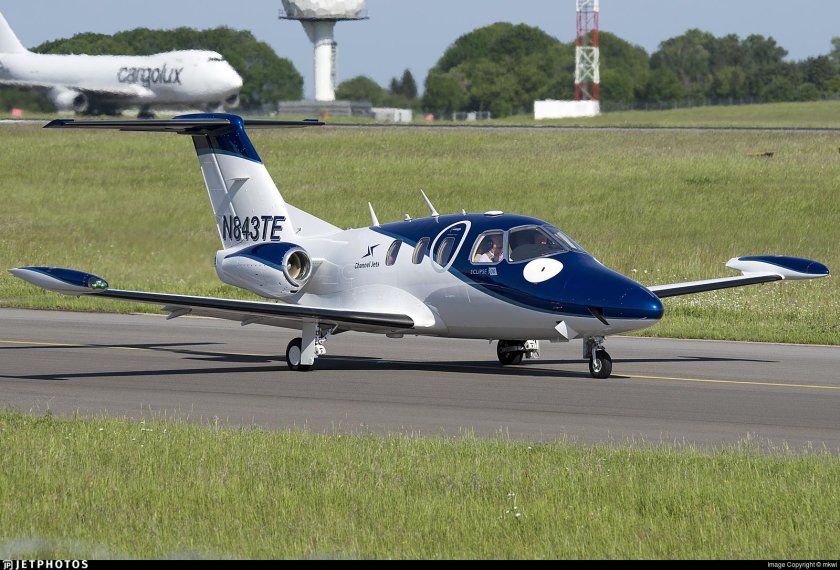 Eclipse 500 jet