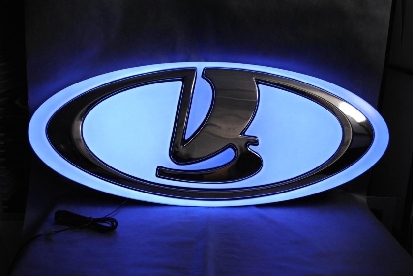 Значок ВАЗ 2114