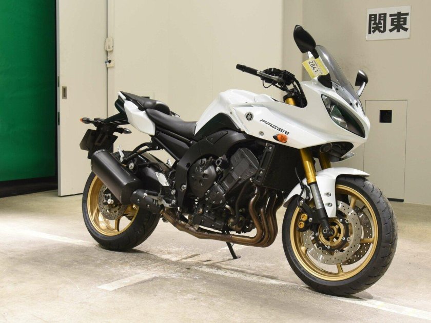 Yamaha FZ 800s