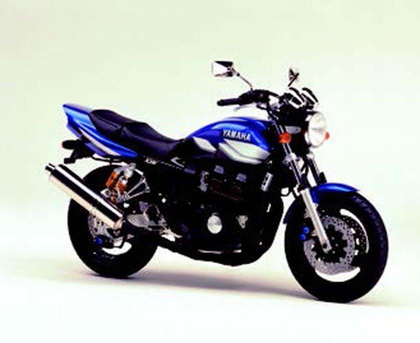 Yamaha XJR 400