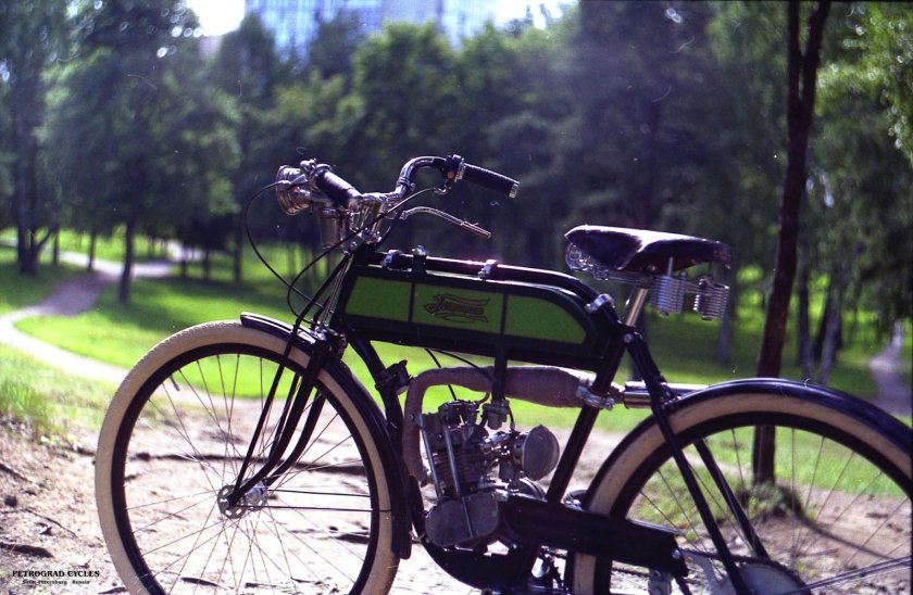 Мотовелосипед Фантом байк