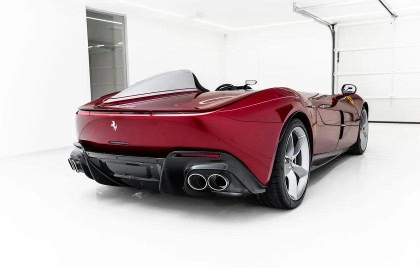 Феррари монза сп1