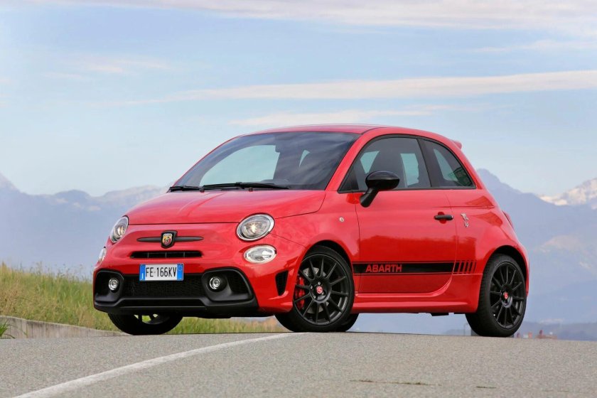 Фиат Abarth 595