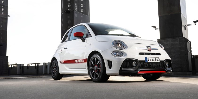 Fiat 500 Abarth салон