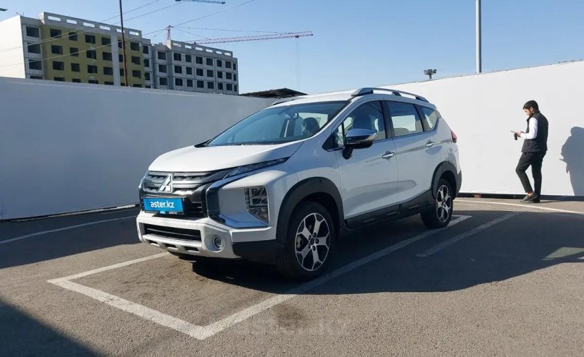Мицубиси эспандер 2022