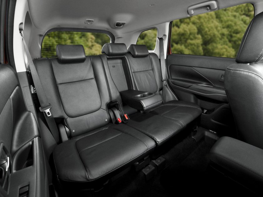 Митсубиси Аутлендер 7 местный